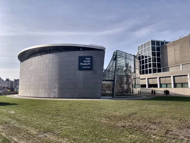 How to visit Van Gogh Museum Amsterdam without stress